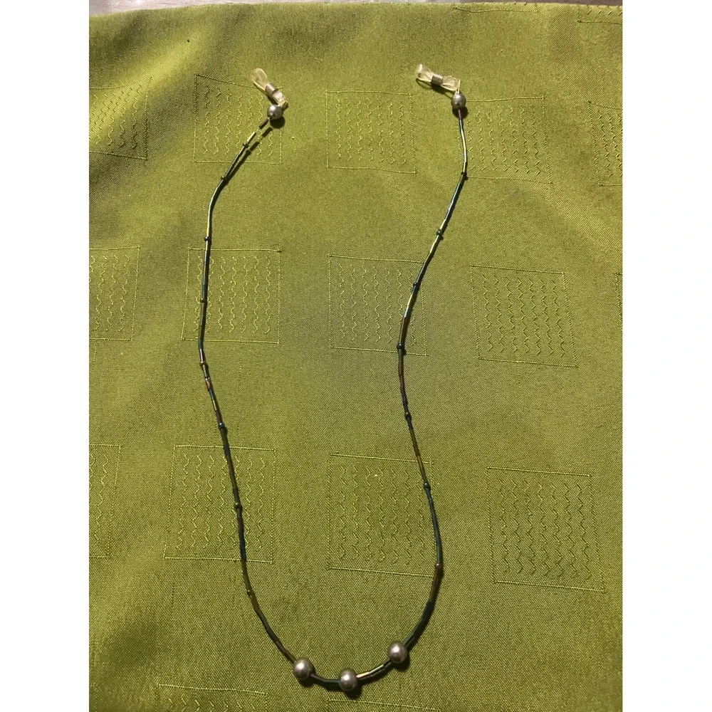 Iridescent Beaded Eyewear Chain with Faux Pearl Accents Multicolor Neck Strap